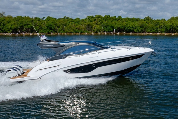 Schaefer 400 Sport Yacht For Sale