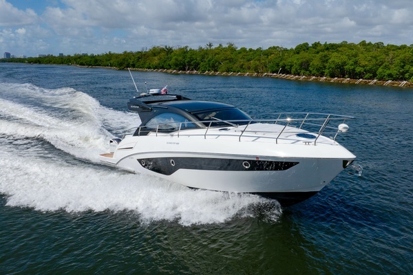 Schaefer 400 Sport Yacht For Sale