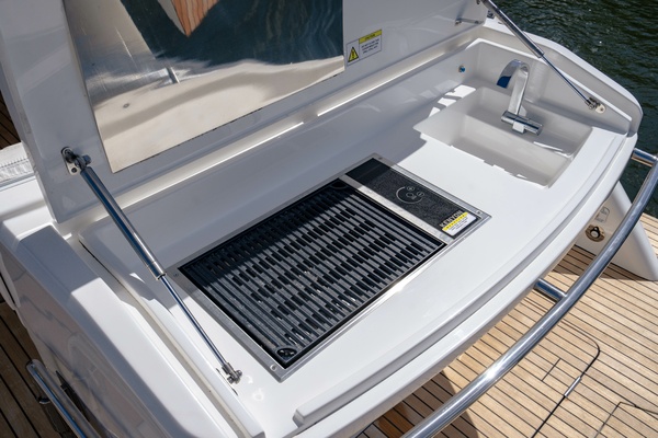 Nonna Lisa 40ft Schaefer Yacht For Sale