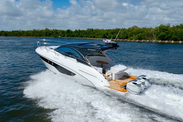 Schaefer 400 Sport Yacht For Sale