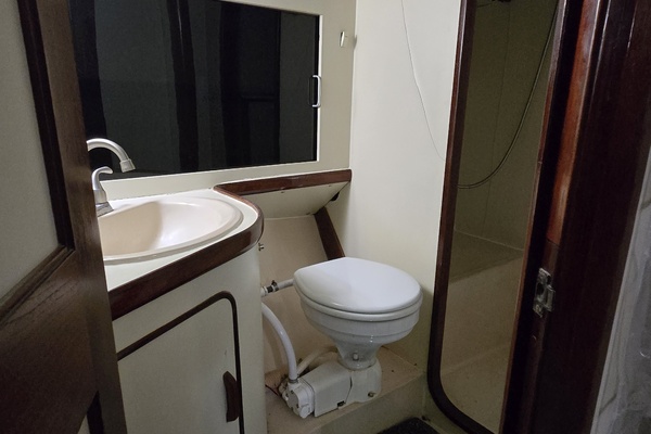Fugari 45ft Gulfstar Yacht For Sale