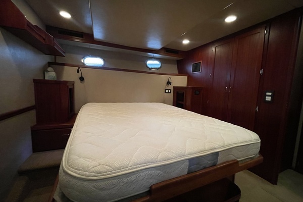 2006 American Tug 41