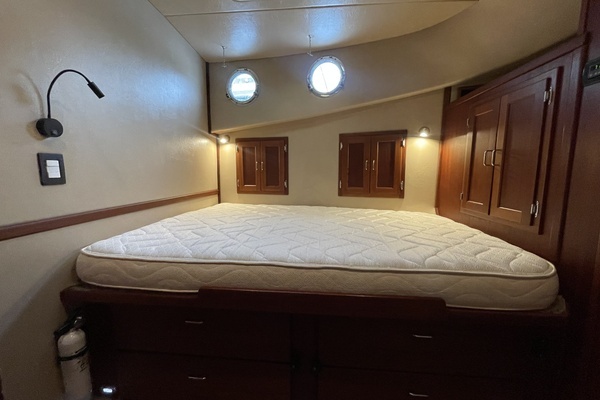 2006 American Tug 41