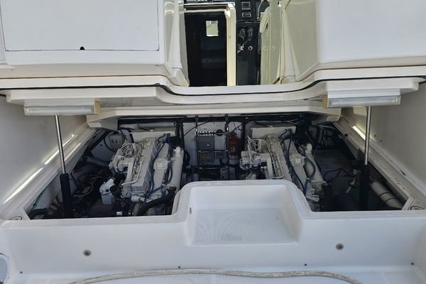 2003 Tiara Yachts 38