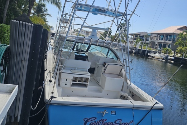 2003 Tiara Yachts 38