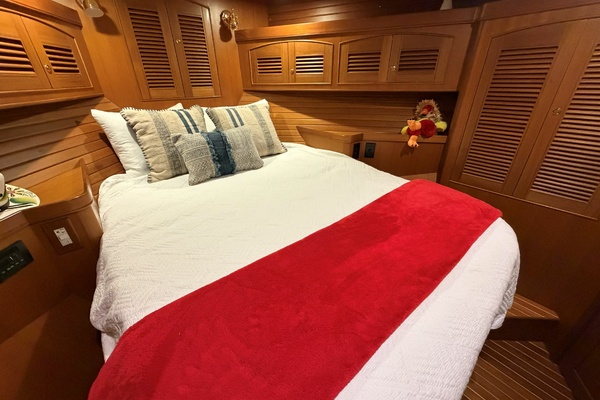 BACCARAT 53ft Marlow Yacht For Sale
