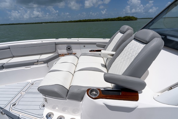 2023 Everglades 39
