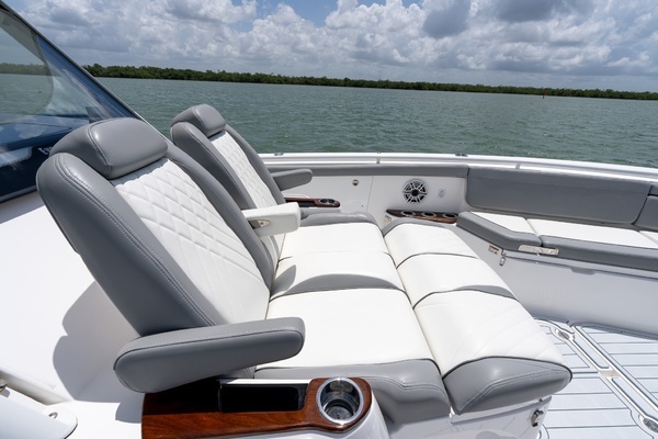 2023 Everglades 39