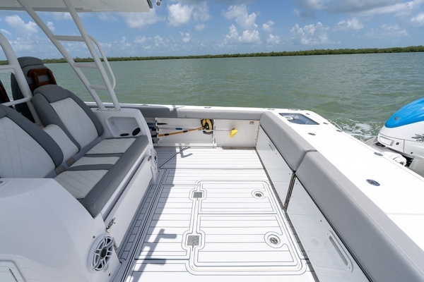 2023 Everglades 39