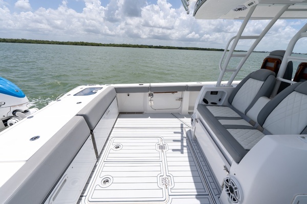 2023 Everglades 39
