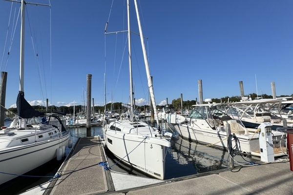 Photo of the 2020 Beneteau 30.1 Oceanis " KAIFU"