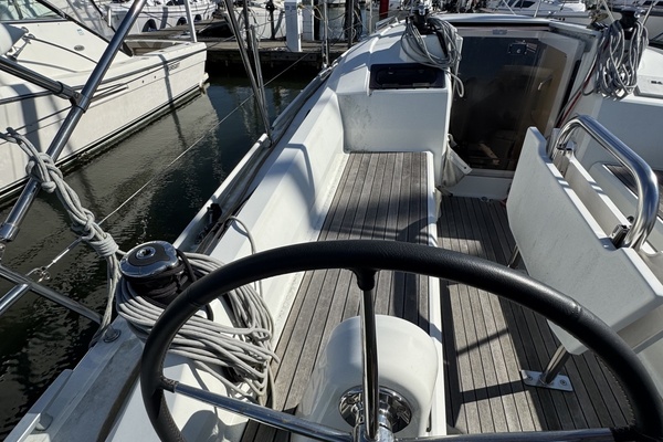 KAIFU 31ft Beneteau Yacht For Sale