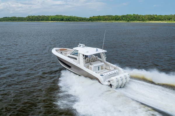 Leslie Ann 42ft Boston Whaler Yacht For Sale
