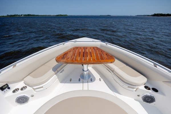 2017 Boston Whaler 42