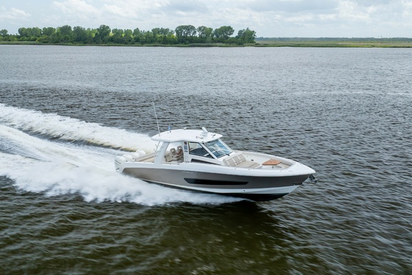 Leslie Ann 42ft Boston Whaler Yacht For Sale