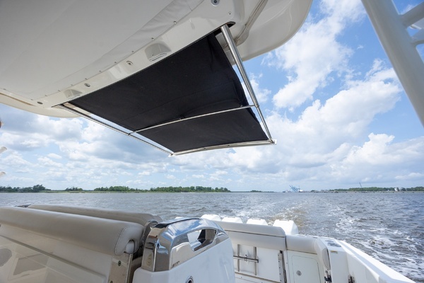 2017 Boston Whaler 42