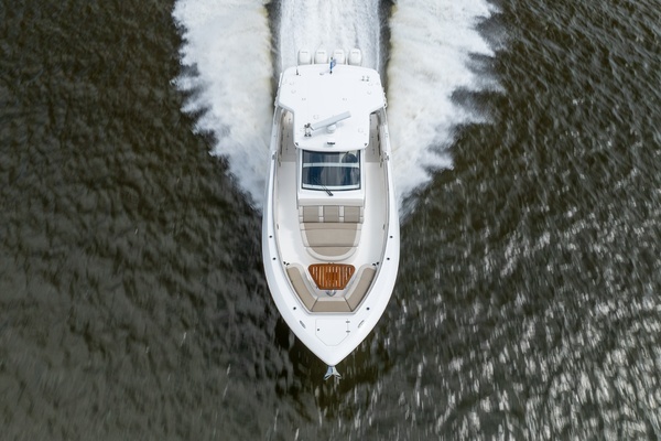 2017 Boston Whaler 42