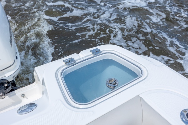 2017 Boston Whaler 42