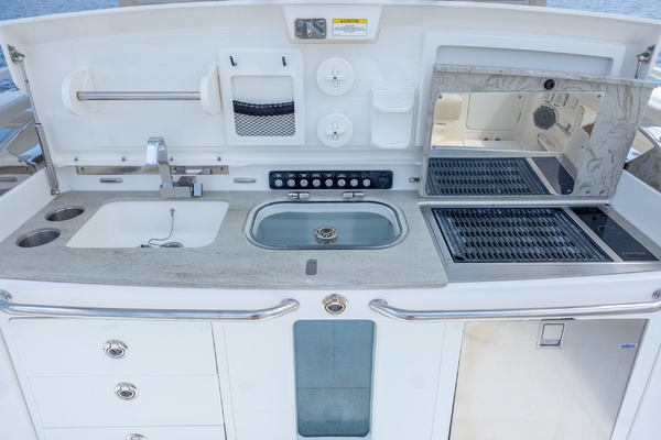 Leslie Ann 42ft Boston Whaler Yacht For Sale