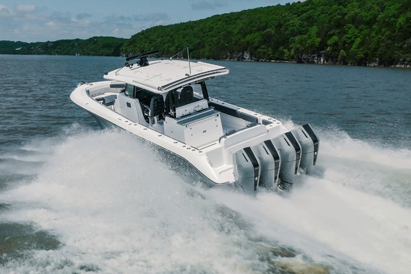 42ft HCB Yacht For Sale