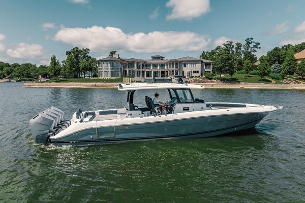 42ft HCB Yacht For Sale