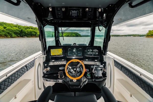 42ft HCB Yacht For Sale
