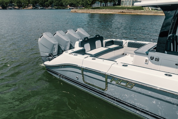 42ft HCB Yacht For Sale