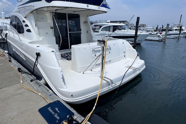 2006 Sea Ray 44