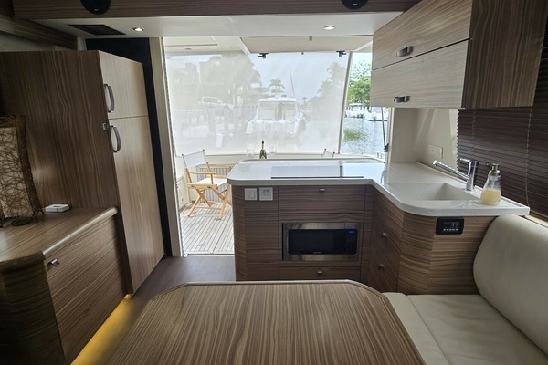 2019 Greenline 40