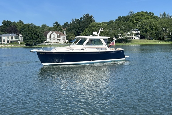 30-ft-Back Cove-2013-Express- Greenwich Connecticut United States  yacht for sale