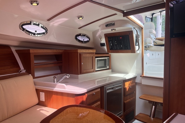 2013 Back Cove 30