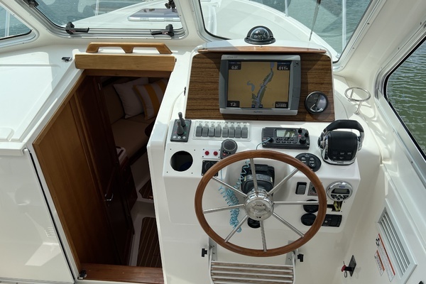 2013 Back Cove 30