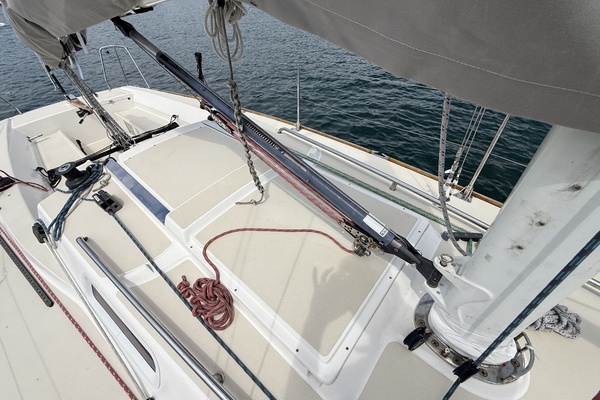 POPPY II 33ft J Boats Yacht For Sale
