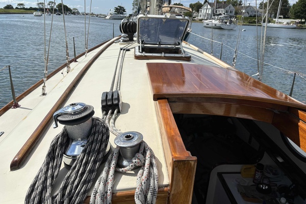 Aerial 45ft Nielsen Yacht For Sale