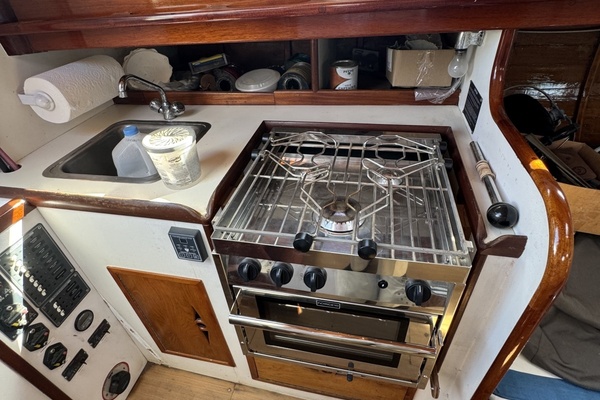 Aerial 45ft Nielsen Yacht For Sale