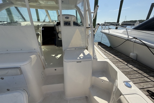 Debra Ann 34ft Pursuit Yacht For Sale