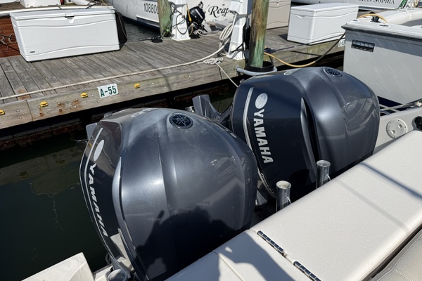 Debra Ann 34ft Pursuit Yacht For Sale