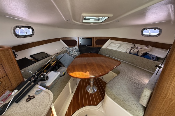 Debra Ann 34ft Pursuit Yacht For Sale