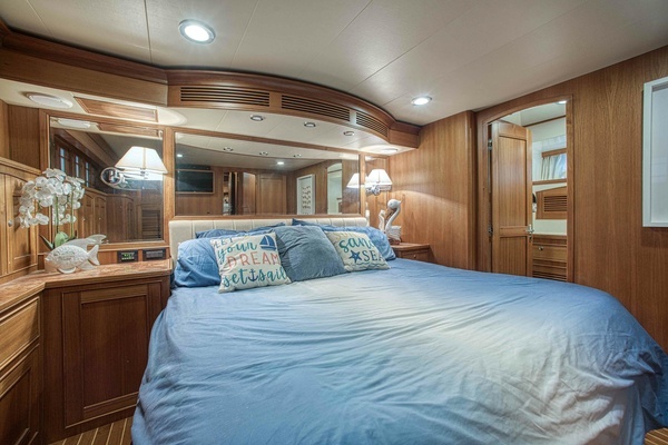 2016 Marlow 58
