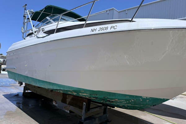 27ft Wellcraft Yacht For Sale