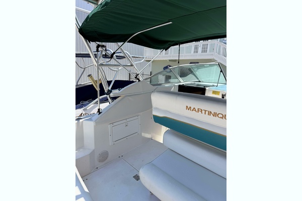 27ft Wellcraft Yacht For Sale
