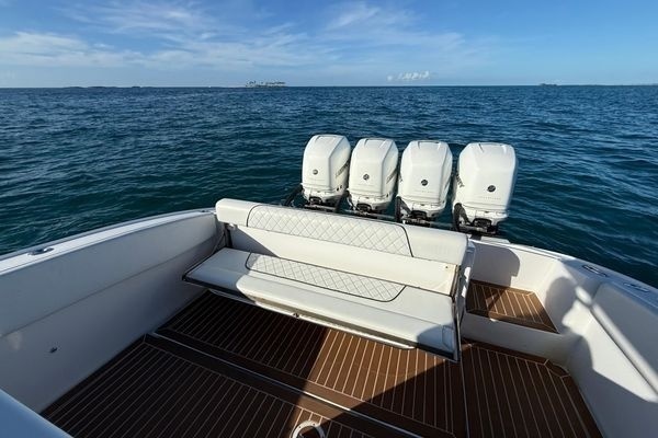 KNOT DRUNK 34ft Midnight Express Yacht For Sale