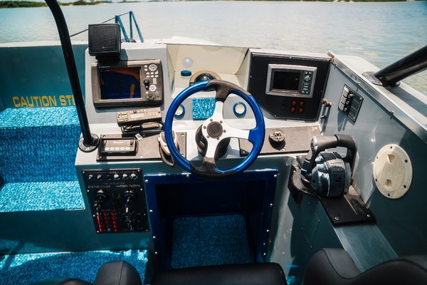 27ft Interceptor Yacht For Sale