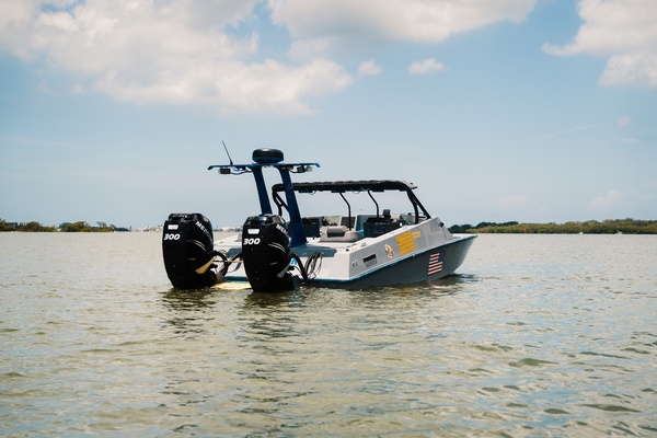 27ft Interceptor Yacht For Sale