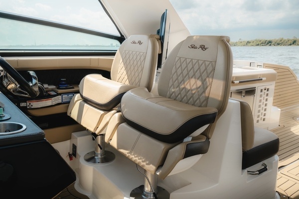 2021 Sea Ray 40