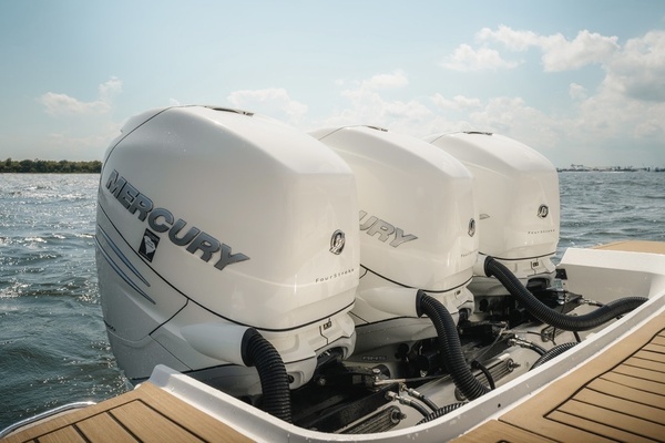 2021 Sea Ray 40