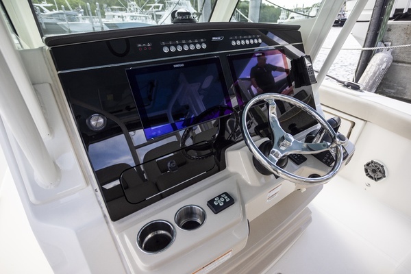 2023 Boston Whaler 36
