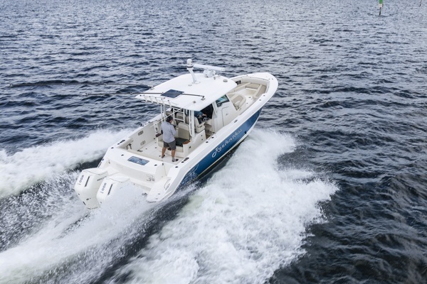 2023 Boston Whaler 36