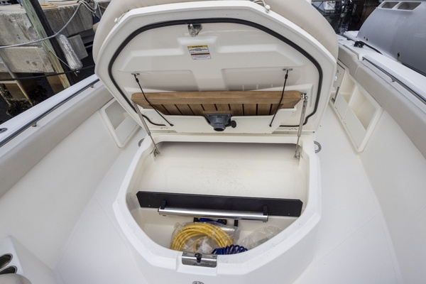 2023 Boston Whaler 36