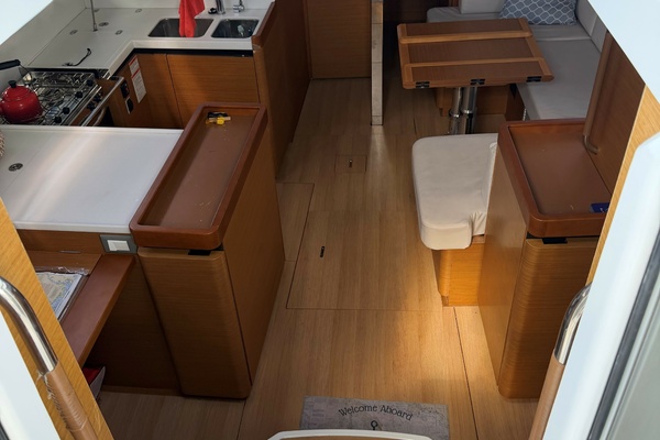 FAR NIENTE 43ft Jeanneau Yacht For Sale